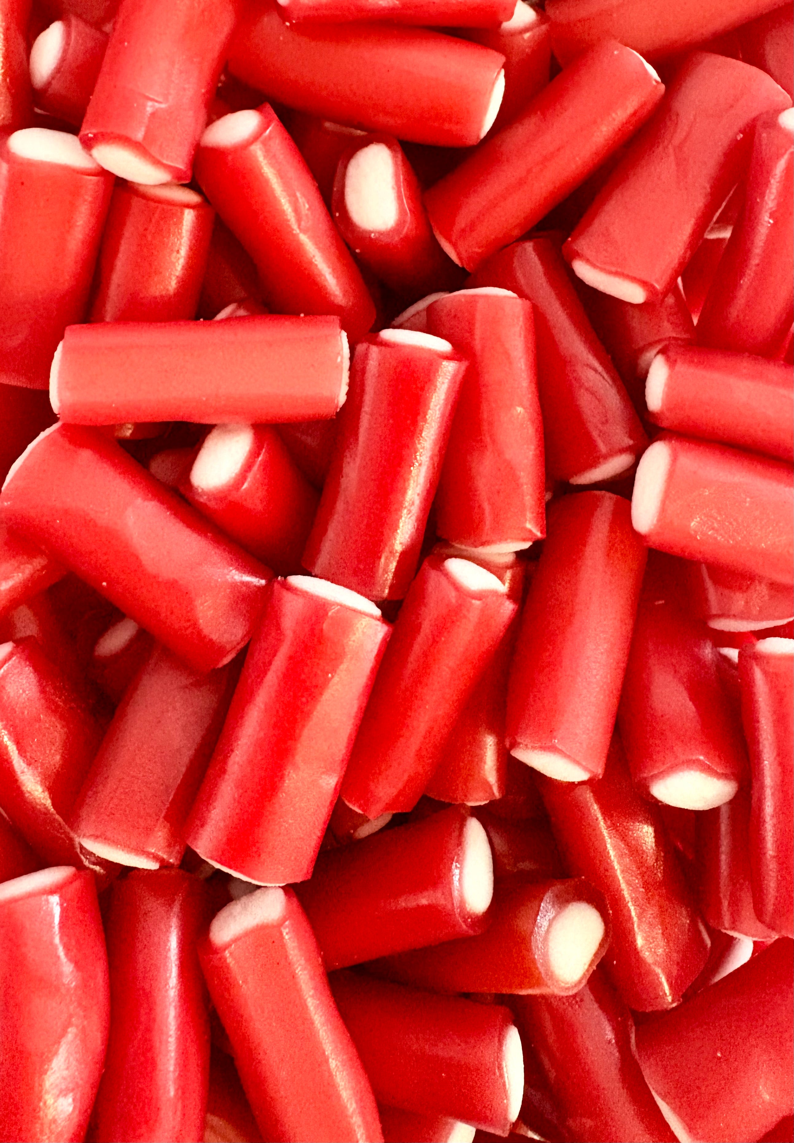 Tubes parfaits à la fraise